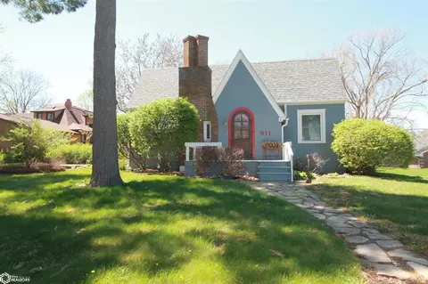 611 S 16th St, Clarinda, IA 51632