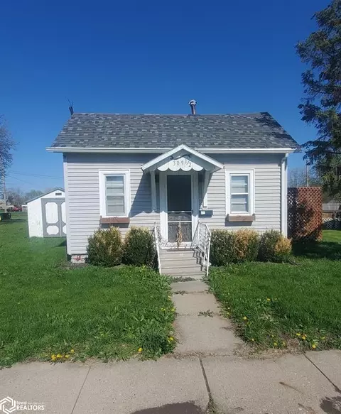 309 12 S Elm St, Creston, IA 50801