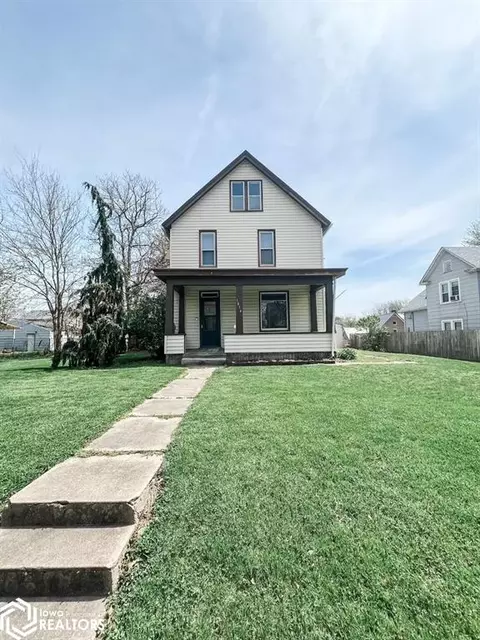 1814 Highland Ave, Burlington, IA 52601