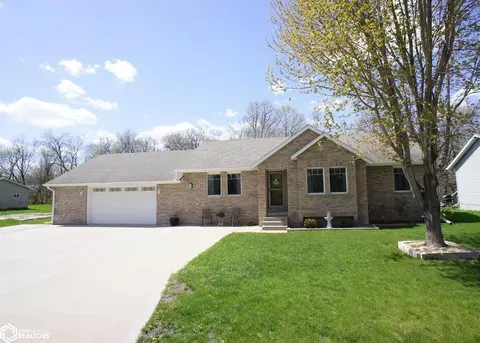305 Wood St, Webster City, IA 50595