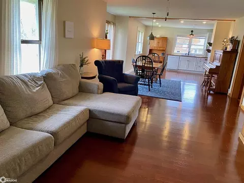 Living - 1033 190th St, Hampton, IA 50441 photo 5 of 5