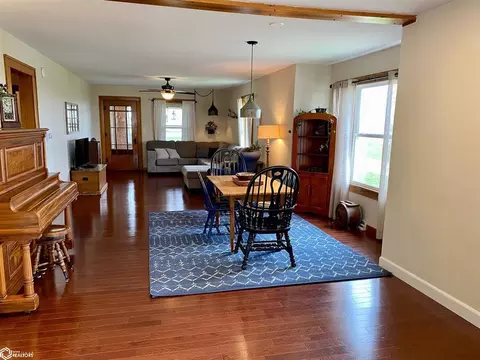 Dining - 1033 190th St, Hampton, IA 50441 photo 2 of 4