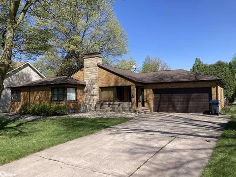 2508 Sunnyside Ave, Burlington, IA 52601