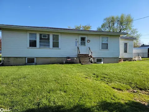 108 W Burlington St, Agency, IA 52530