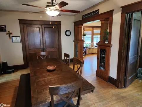 Dining - 308 S Walnut St, Odebolt, IA 51458 photo 3 of 5