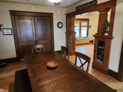 Dining - 308 S Walnut St, Odebolt, IA 51458 photo 1 of 5