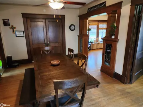Dining - 308 S Walnut St, Odebolt, IA 51458 photo 2 of 5