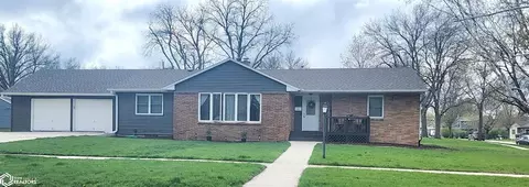 420 Blackstone Dr, Garner, IA 50438