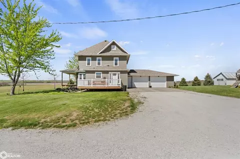 2150 315th St, Washington, IA 52353