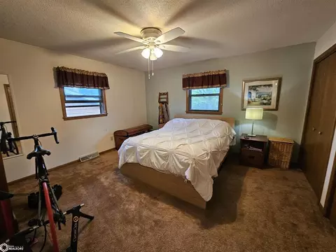 Bedroom - 1503 Olive St, Carroll, IA 51401 photo 4 of 6