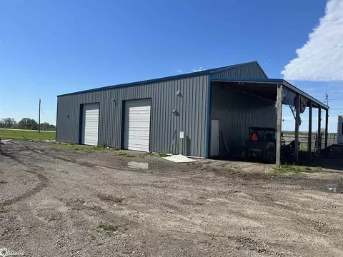 2777 211th Ave, Donnellson, IA 52625
