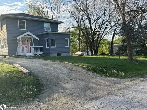 202 W 4th St, Diagonal, IA 50845