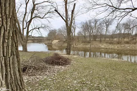 2847 Old Quarry Rd, West Point, IA 52656
