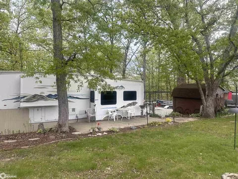 10154 Wildflower Dr, Unionville, MO 63565