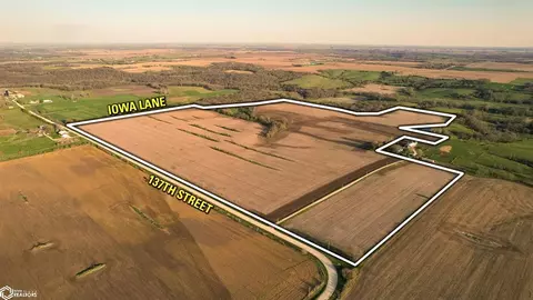 137 Th St, Van Meter, IA 50072 photo 25