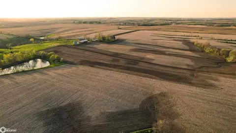 137 Th St, Van Meter, IA 50072 photo 31