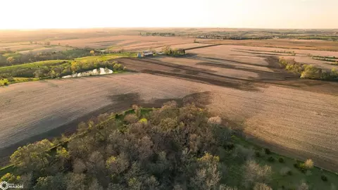 137 Th St, Van Meter, IA 50072 photo 30