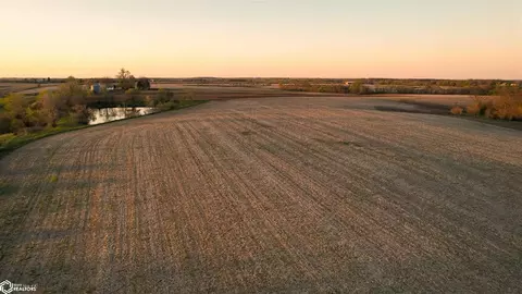 137 Th St, Van Meter, IA 50072 photo 38