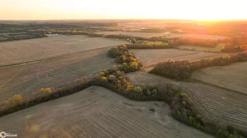 137 Th St, Van Meter, IA 50072 photo 8