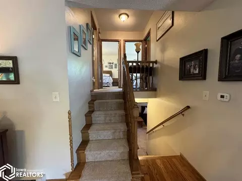 Entry Way - 1521 E Grant, Centerville, IA 52544 photo 3 of 3