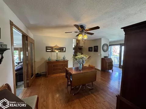 Dining - 1521 E Grant, Centerville, IA 52544 photo 4 of 7