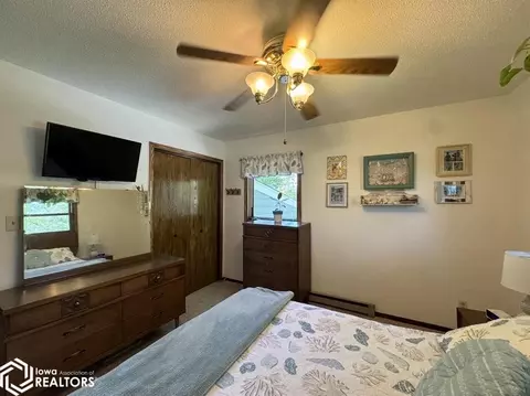 Bedroom - 1521 E Grant, Centerville, IA 52544 photo 2 of 6