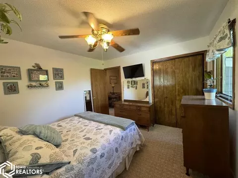 Bedroom - 1521 E Grant, Centerville, IA 52544 photo 3 of 6