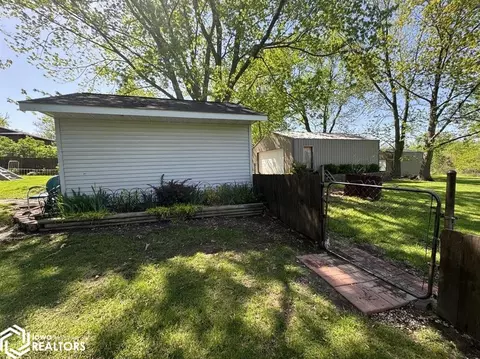 Exterior - 1521 E Grant, Centerville, IA 52544 photo 28 of 42