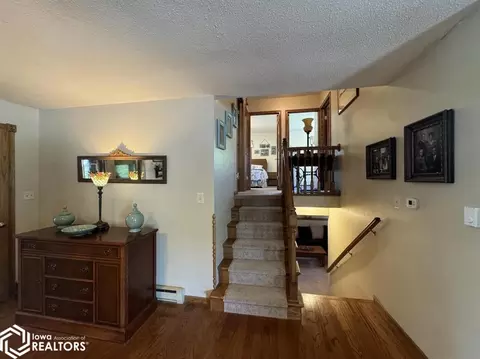 Entry Way - 1521 E Grant, Centerville, IA 52544 photo 2 of 3