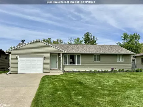 409 13th Ave, Grinnell, IA 50112