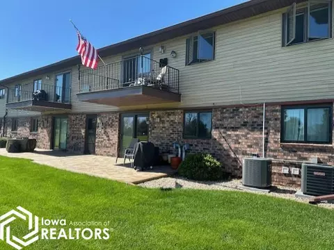 205 Fairway Cir, Garner, IA 50438