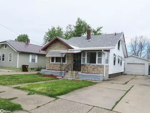 1114 May St, Marshalltown, IA 50158
