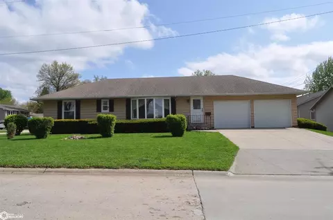 1003 W 21 St, Carroll, IA 51401