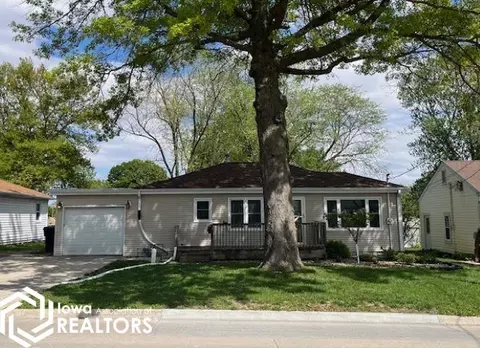 702 S Walnut St, Mount Pleasant, IA 52641