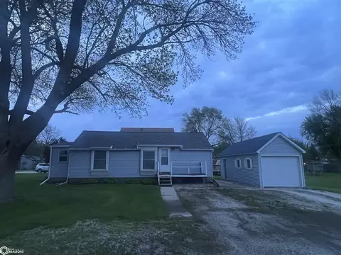 301 4th St N, Dakota City, IA 50529