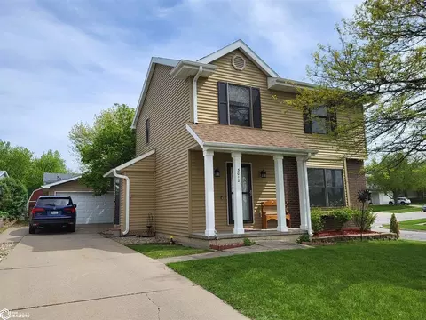 3012 S 14th St, Marshalltown, IA 50158