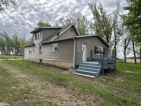 1252 Oaks Ave, Liscomb, IA 50148