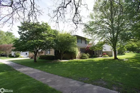1408 Grove St, Webster City, IA 50595