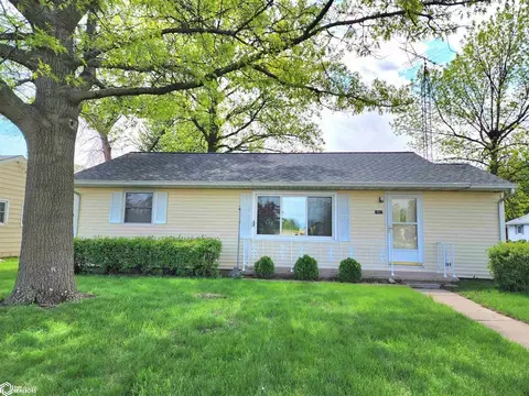 1657 6th St SW, Mason City, IA 50401