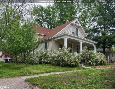 305 E Washington, Fairfield, IA 52556