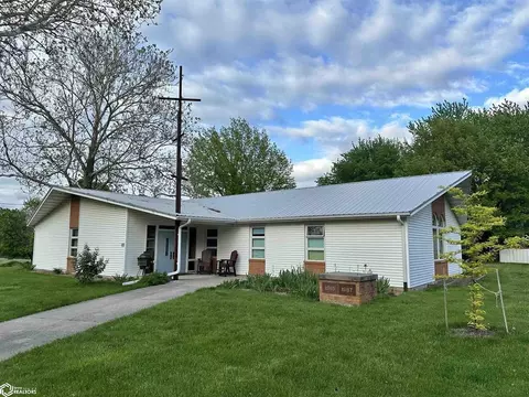 230 N Water St, Birmingham, IA 52535
