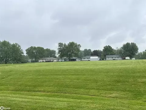Winery Circle, Bloomfield, IA 52537