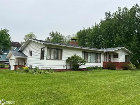 207 Palmer St, Emmetsburg, IA 50536