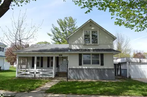 621 Maple St, Osage, IA 50461