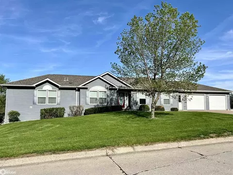 1105 Valley View Dr, Ida Grove, IA 51445