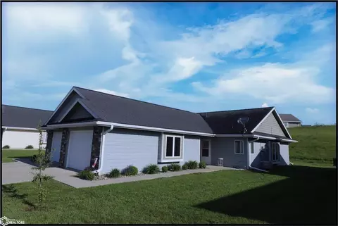 1310 E 22nd St, Atlantic, IA 50022