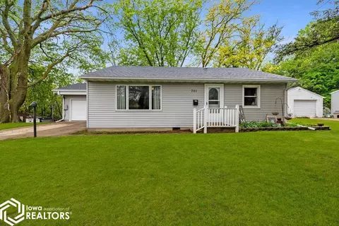 701 N 4th St, Guthrie Center, IA 50115