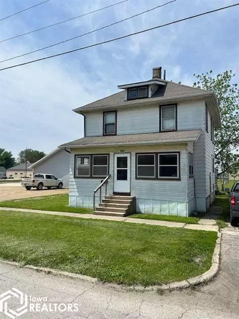 1218 15th St, Eldora, IA 50627
