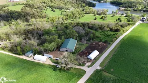 25578 218th Ave, Delhi, IA 52223