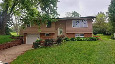 1108 Kelly Cir, Red Oak, IA 51566